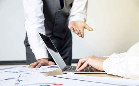 兩部門:制造業中小微企業繼續延緩繳納部分稅費 兩部門:制造業中小微企業繼續延緩繳納部分稅費